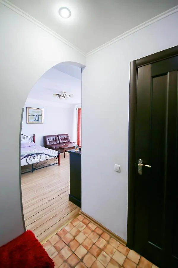 Apartment Апартаменты Возле Метро Кловская Kyiv Ukraine